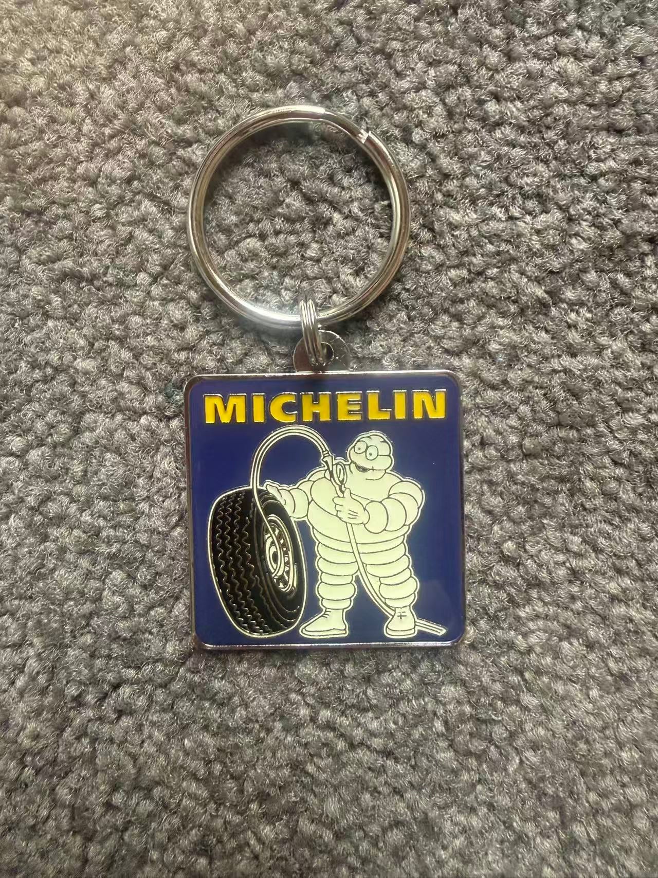 MICHELIN Metal key ring